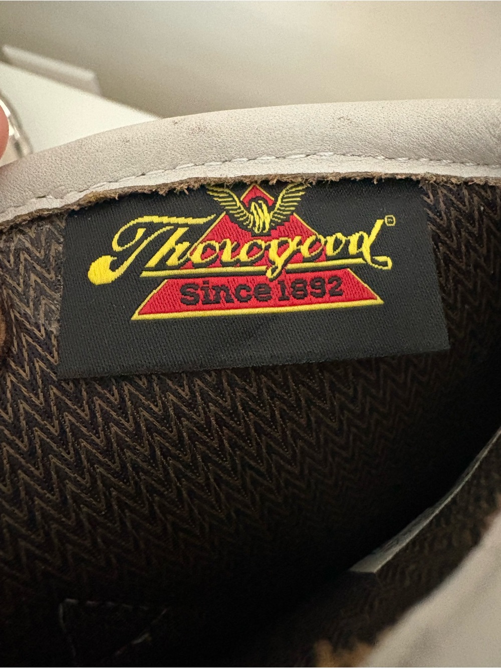 Thorogood Men’s Brown Leather Work Boots with White Lug Sole - Picture 7 of 8